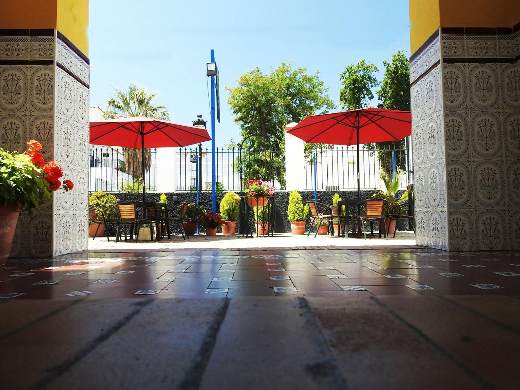 Hostal El Faro Chipiona Exterior foto